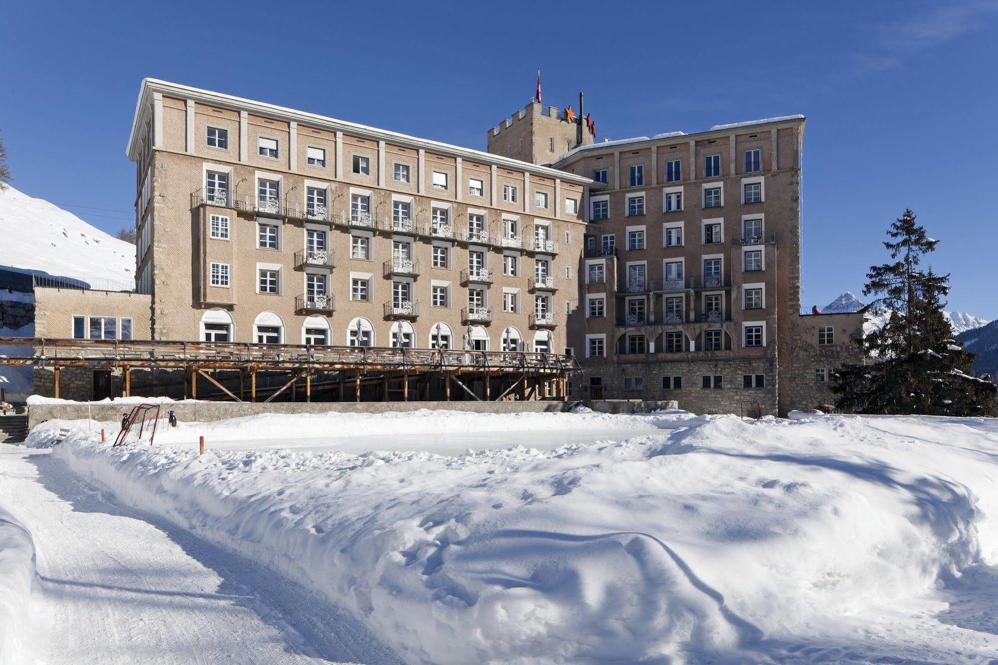 Hotel Castell ツオウ エクステリア 写真