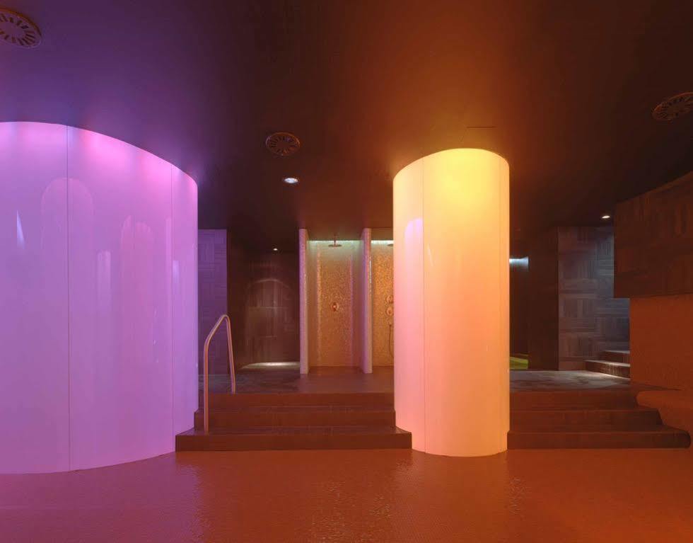 Hotel Castell ツオウ エクステリア 写真